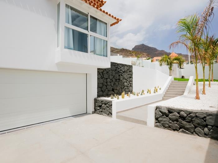 image Villa Elite: Your private haven with heated pool 12