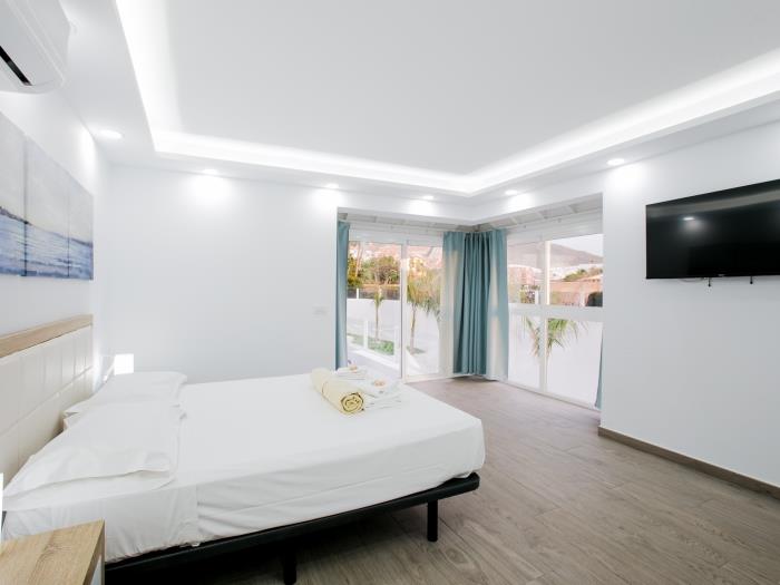 image Villa Elite: Your private haven with heated pool 21