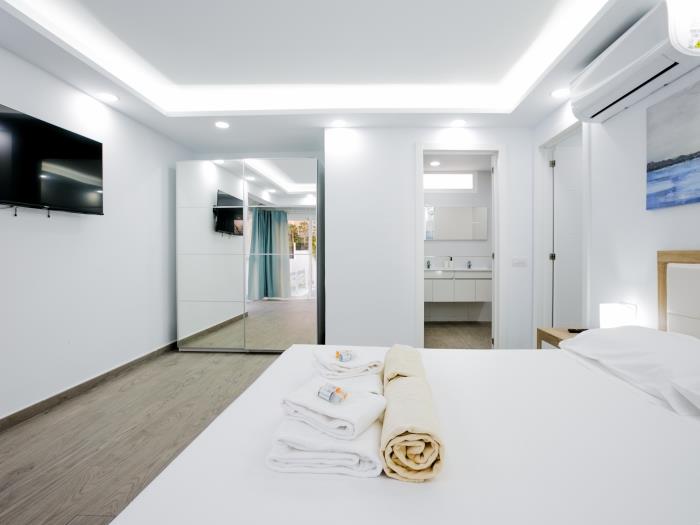 image Villa Elite: Your private haven with heated pool 22