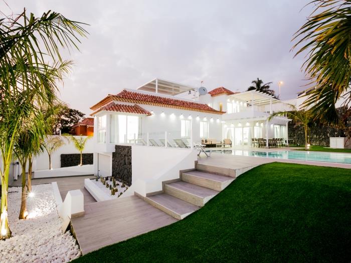 image Villa Elite: Your private haven with heated pool 35