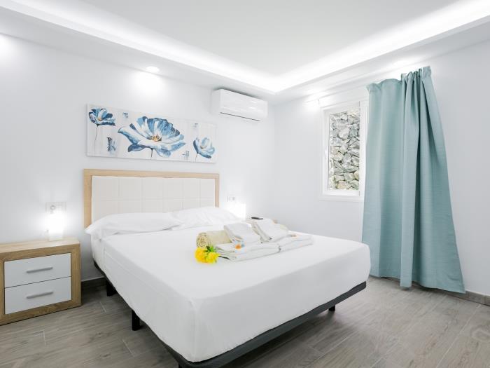image Villa Elite: Your private haven with heated pool 40