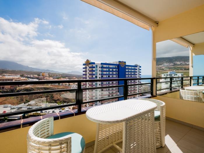 image Bright and modern 1 bedroom appartment in Playa Paraiso with stunning sea view 10
