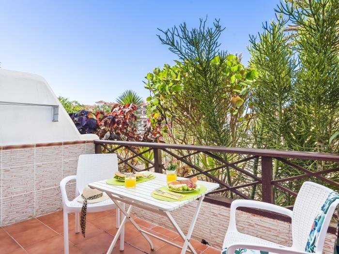 image 9 Amarilla Bay Holiday Pool Terrace 33