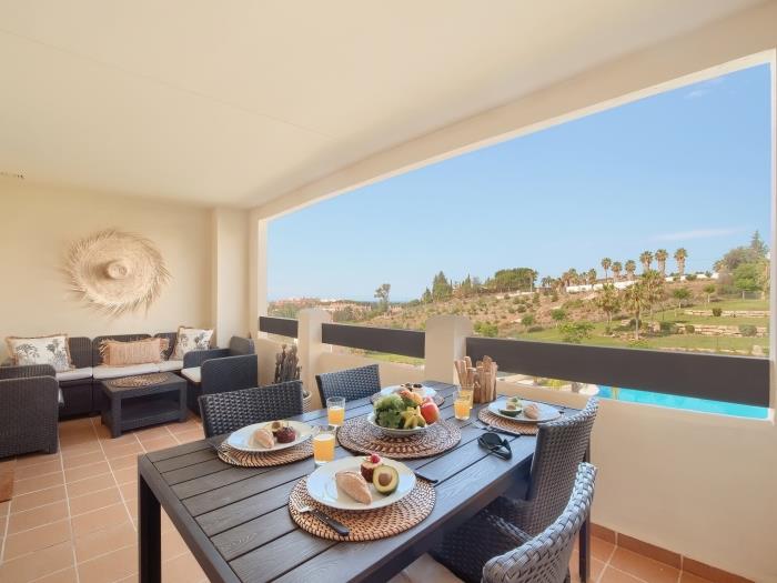 16 Benalmádena Cibeles, Vista a la piscina, Terraza,