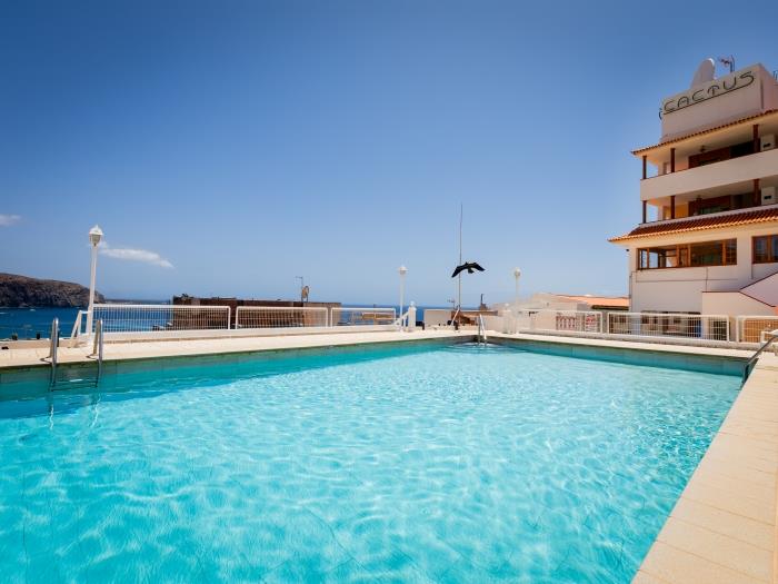 image Coeur de Los Cristianos,Piscine chauffée 3