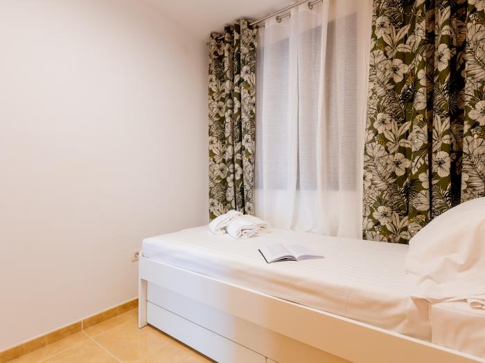 image Las Rocas by the Ocean, Wifi and Sea View 24