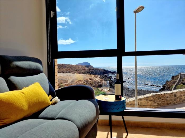 image Las Rocas by the Ocean, Wifi and Sea View 35