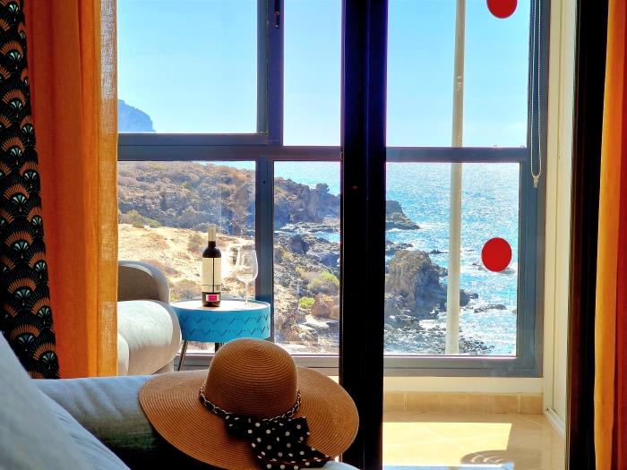 image Las Rocas by the Ocean, Wifi and Sea View 38