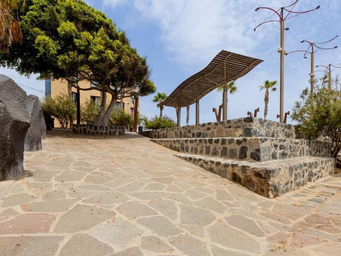 image Las Rocas by the Ocean, Wifi and Sea View 43