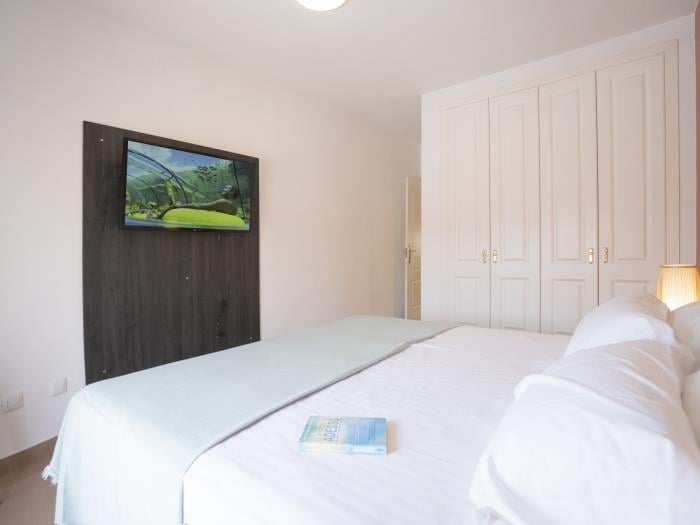 image 1 Bellamar bright apartment La Caleta 16