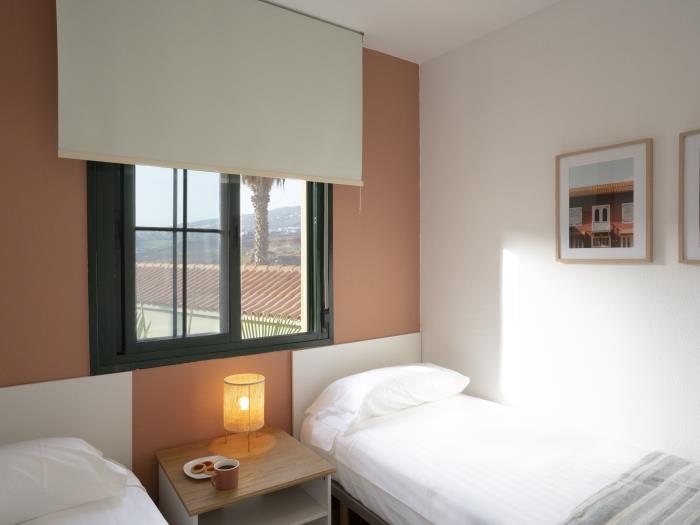 image 1 Bellamar bright apartment La Caleta 17