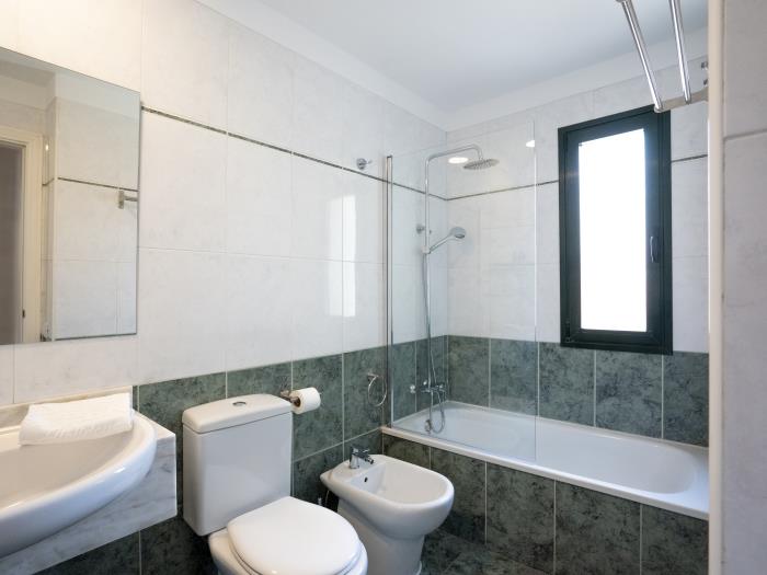image 1 Bellamar bright apartment La Caleta 19