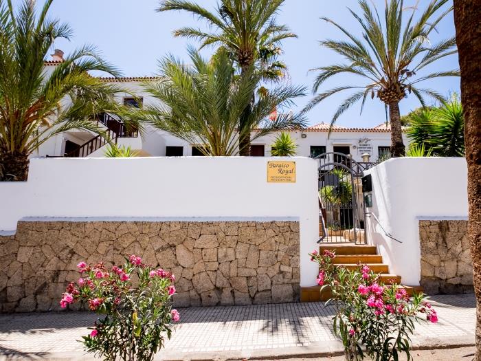 image Paraiso Royal I, Sunny Terrace & Heated Pool 1