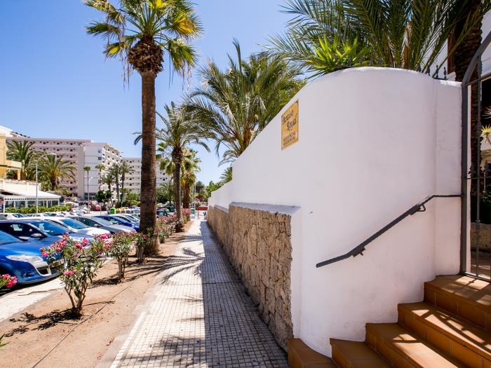 image Paraiso Royal I, Sunny Terrace & Heated Pool 2