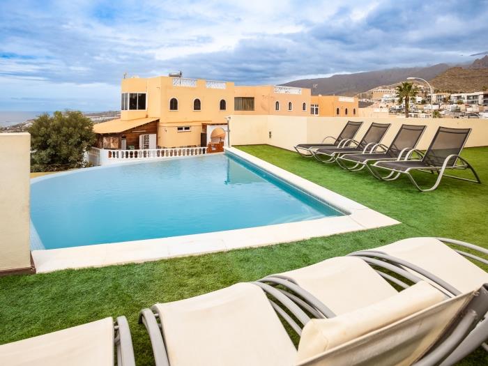 image Villa Olbia Infinity Pool Sea view 21
