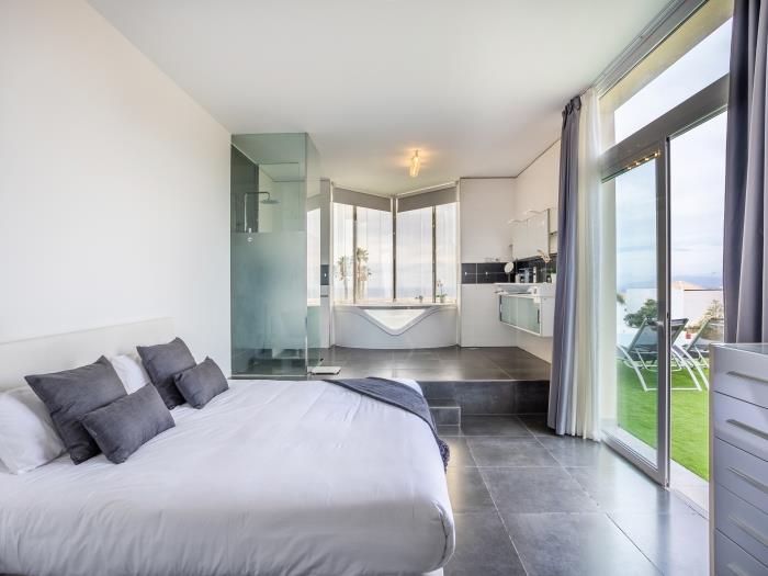 image Villa Olbia Infinity Pool Sea view 23