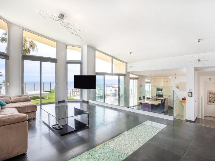 image Villa Olbia Infinity Pool Sea view 2