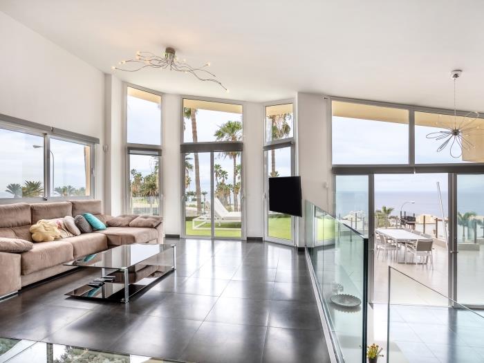 image Villa Olbia Infinity Pool Sea view 3