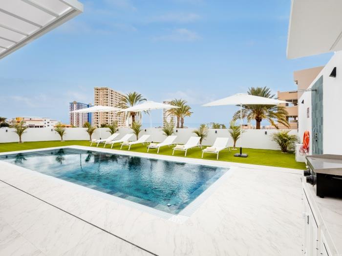 image Villa Michelle private oasis Heated Pool and wifi 1