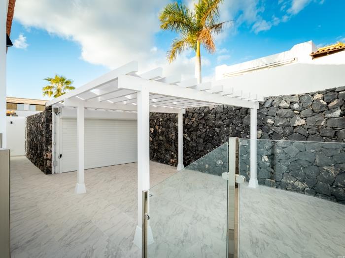 image Villa Michelle private oasis Heated Pool and wifi 43