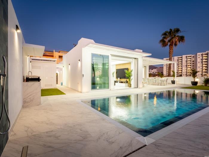 image Villa Michelle private oasis Heated Pool and wifi 8
