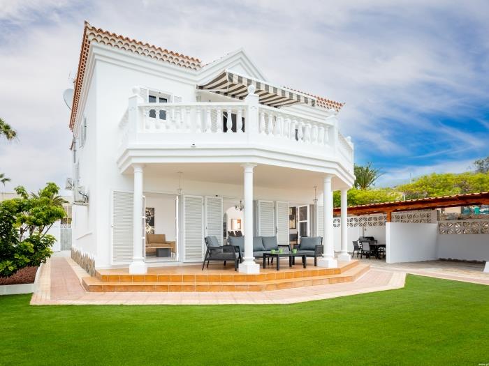 image Exclusive Villa Olivia with Private heated Pool 2