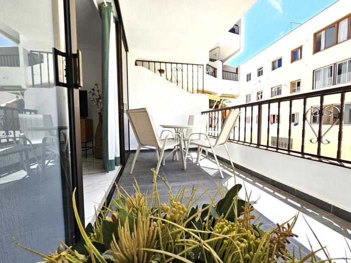image Adas Nirvana, Heart of Los Cristianos 2