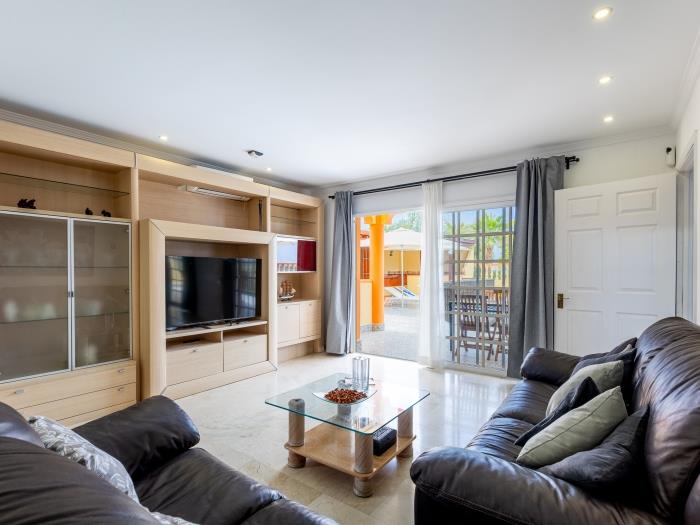 image Luxury Villa Luna with Private Heated Pool 10