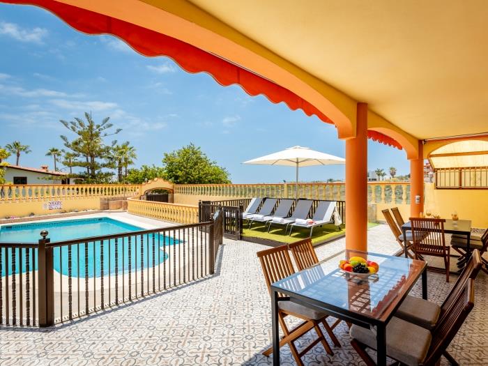image Luxury Villa Luna with Private Heated Pool 18