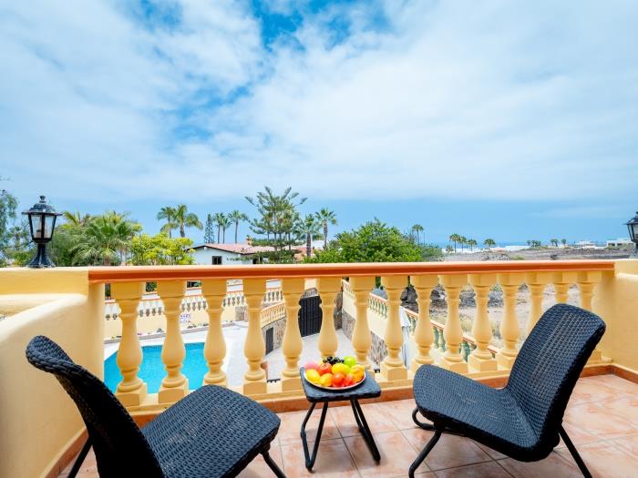 image Luxury Villa Luna with Private Heated Pool 31