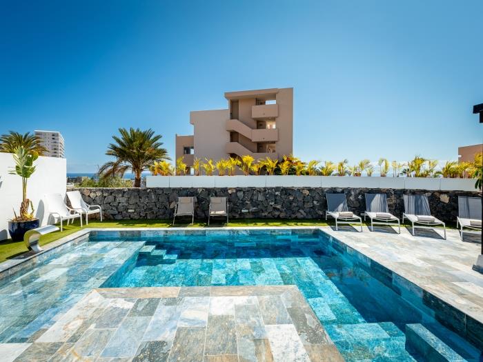 image Enchanting Villa Alma Heated Pool 33