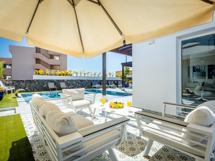 image Enchanting Villa Alma Heated Pool 35