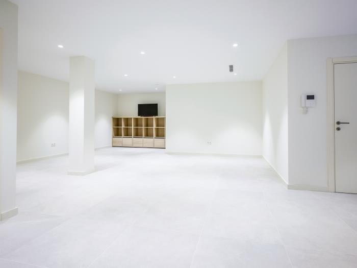 image Luxury Villa Martina private heated pool, jacuzzi Abama 28