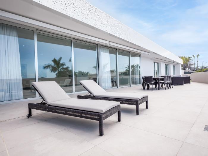 image Luxury Villa Martina private heated pool, jacuzzi Abama 39