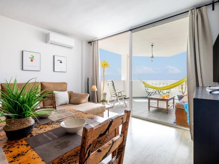image Modern 2-bedroom apartment with pool 18