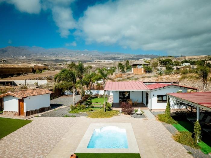 image Amazing Finca del Sol 0