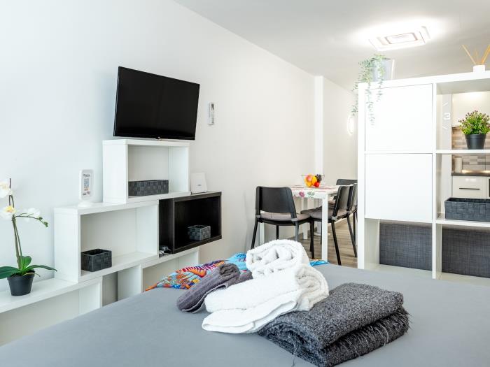 image Borinquen 124 · Modern Studio · Steps from the Beach · Pool 10