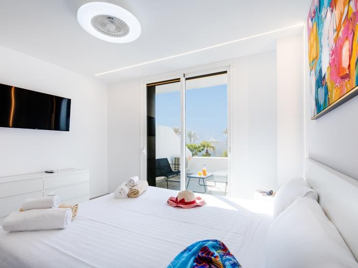 image Stylish 179 Parque Santiago 2, front of the sea, swimming pool 11