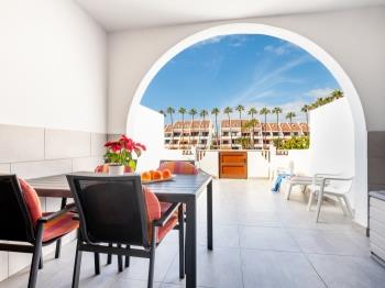 134 Parque Santiago II, amazing terrace, pool side