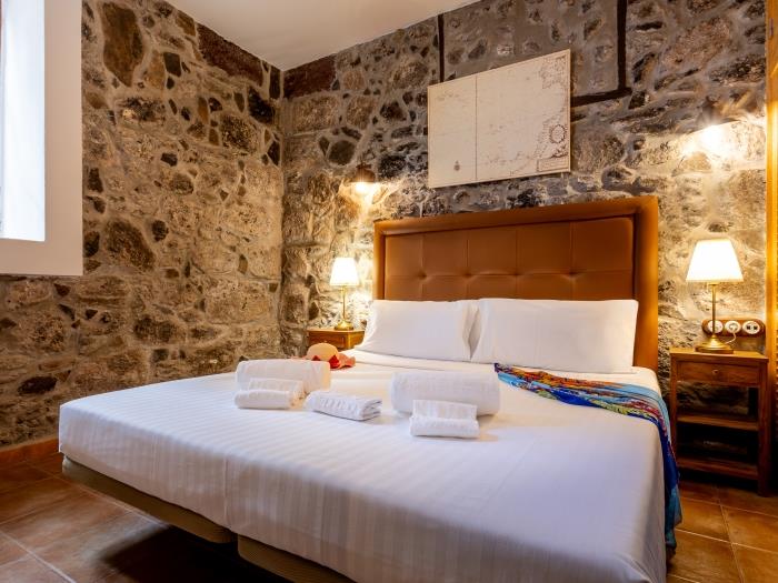 HOTEL EMBLEMÁTICO DUQUE DE LA TORRE Pino 2