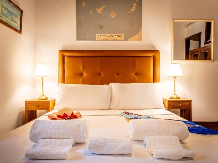 image HOTEL EMBLEMÁTICO DUQUE DE LA TORRE Hibiscus 3 6
