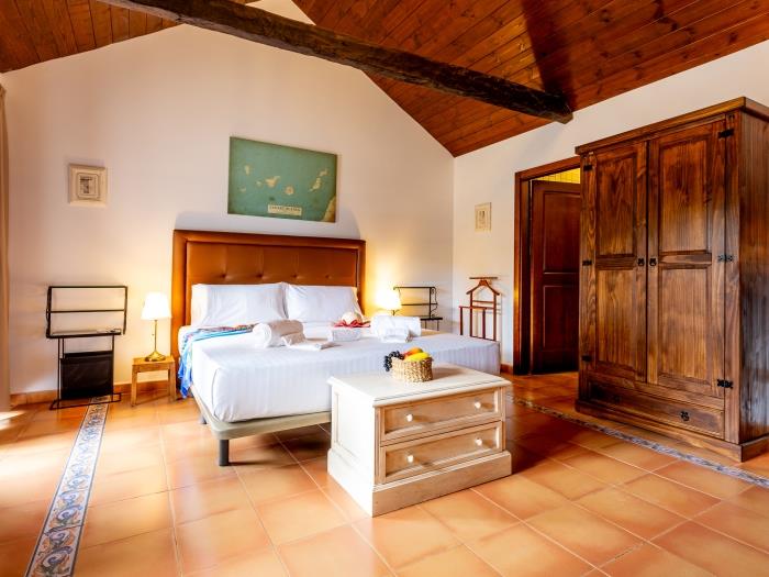 image HOTEL EMBLEMÁTICO DUQUE DE LA TORRE Drago 8 2