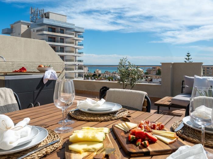 image Luxury Isabella Apartment Sea view 8