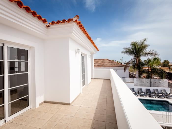 image Stunning new Villa Ocean with private pool 14