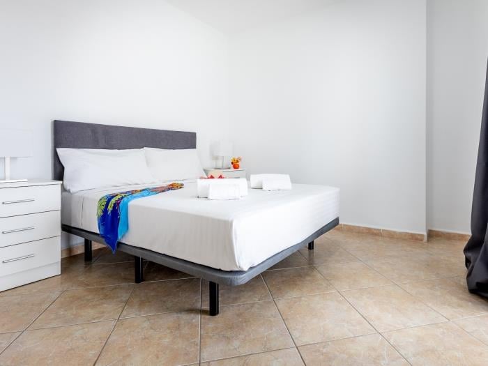 image Stunning new Villa Ocean with private pool 16