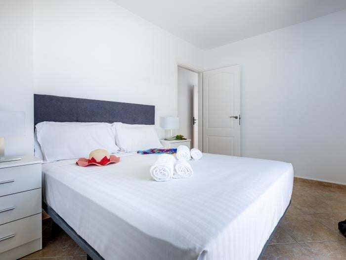 image Stunning new Villa Ocean with private pool 34