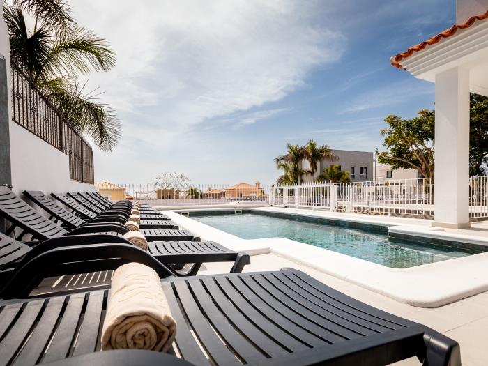image Stunning new Villa Ocean with private pool 6