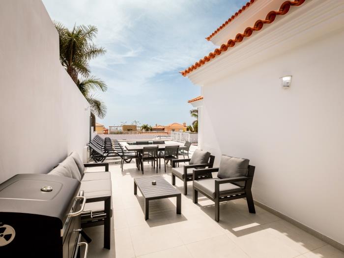 image Stunning new Villa Ocean with private pool 7