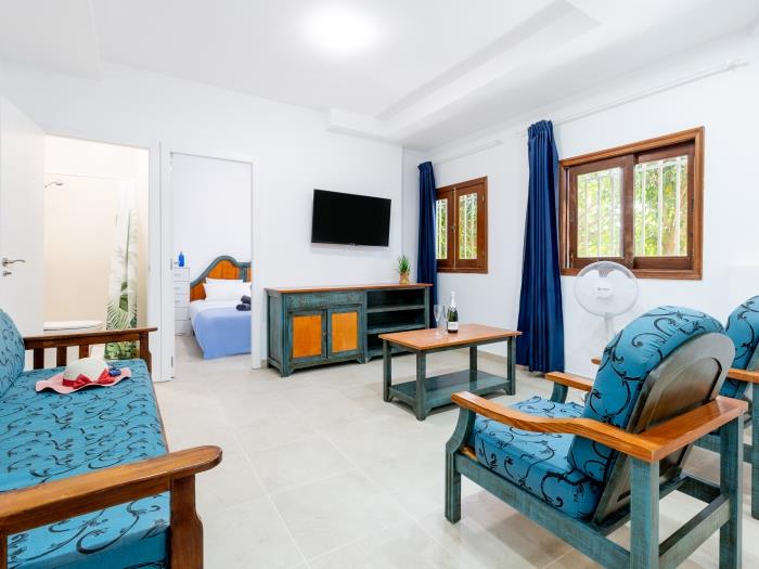 image Cozy Las Flores 1H with Pool 4