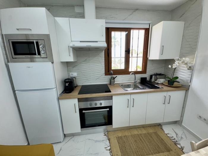 image Cozy Apartment with Wi-Fi-322 4